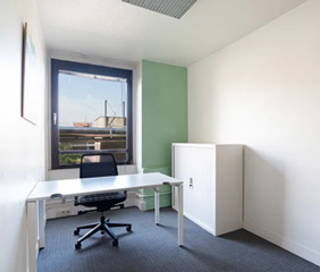 Bureau privé 50 m² 10 postes Coworking Quai Kléber Strasbourg 67000 - photo 1